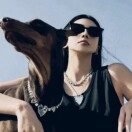 那些年你说你有你的苦衷 那我问你我们都是宁为玉碎不为瓦全的年纪 我为什么能待你如初