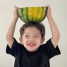 万嘉琦