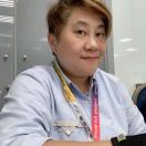 王