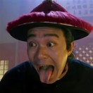 搂着猫咪睡觉的鱼