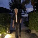 可能我只在地球借住几天