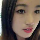 卖黄桃的小女孩