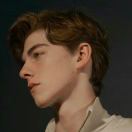 把夜岚牧向新曦