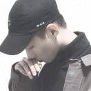 踩我尾巴了