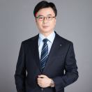 严炯威⁷³⁸⁸⁵⁷⁸²