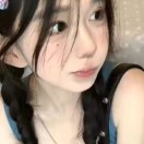 孤独的小丑在歌唱的头像