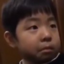 三文鱼睁开眼睛