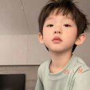 Y.头像
