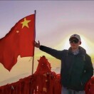 愚翁在钓鱼