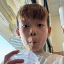 【没那么简单-热门原声】“变得实际 也许好也许坏各一半 不爱孤单一久也习惯 不用担心 谁也不用被谁管 感觉快乐就忙东忙西 感觉累